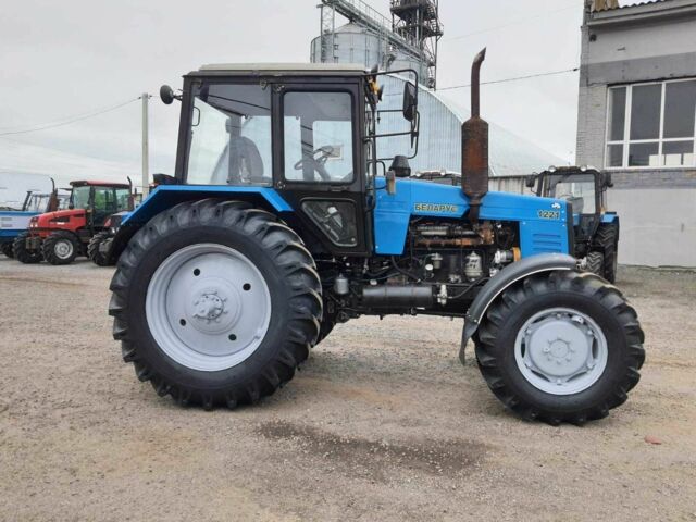 МТЗ Другая, объемом двигателя 4.75 л и пробегом 2 тыс. км за 16500 $, фото 1 на Automoto.ua