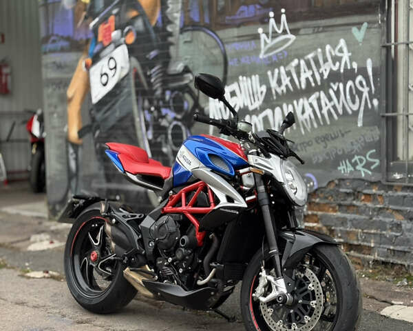 МВ Агуста Брутале, объемом двигателя 0 л и пробегом 15 тыс. км за 13500 $, фото 1 на Automoto.ua