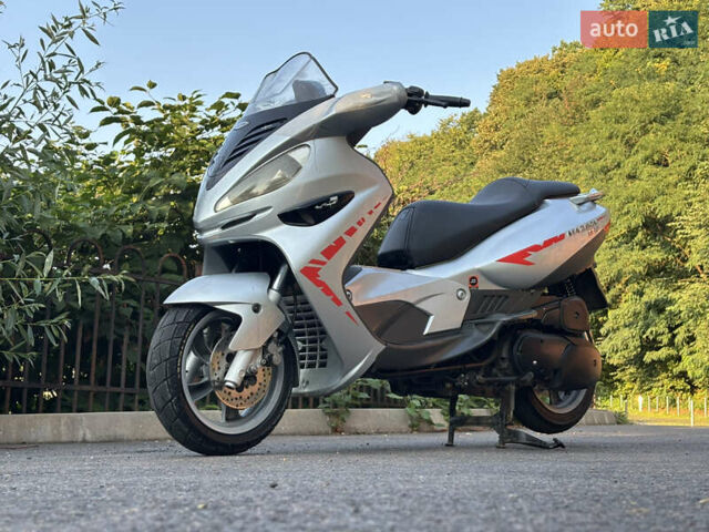 Серый Малагути Мэдисон, объемом двигателя 0.15 л и пробегом 33 тыс. км за 900 $, фото 1 на Automoto.ua