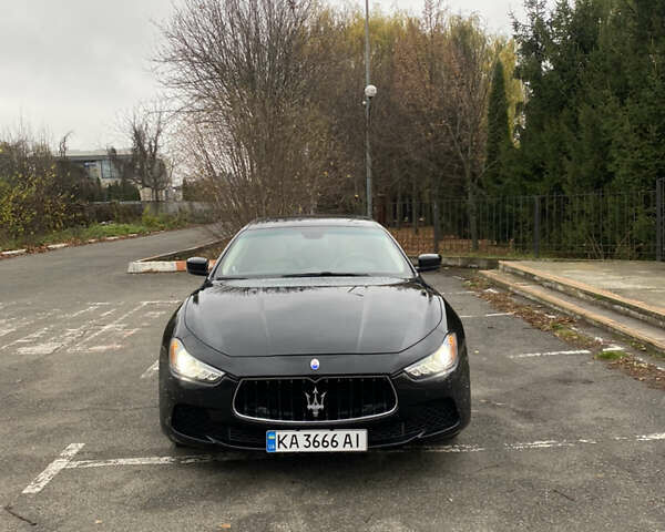 Чорний Мазераті Ghibli, об'ємом двигуна 2.98 л та пробігом 106 тис. км за 19500 $, фото 1 на Automoto.ua
