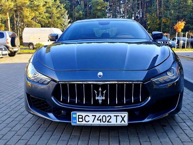 Сірий Мазераті Ghibli, об'ємом двигуна 3 л та пробігом 125 тис. км за 25500 $, фото 1 на Automoto.ua