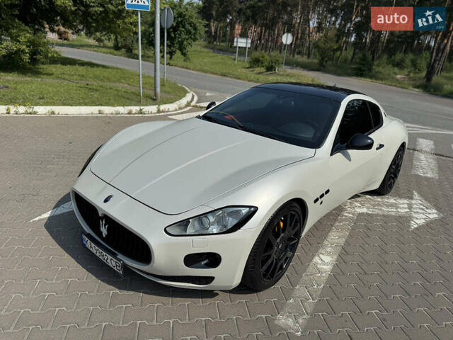 Чорний Мазераті Granturismo, об'ємом двигуна 4.24 л та пробігом 150 тис. км за 39500 $, фото 1 на Automoto.ua