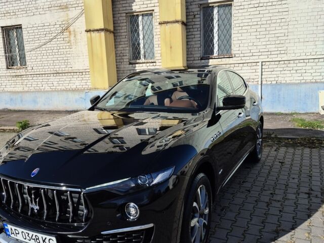 Чорний Мазераті Леванте, об'ємом двигуна 3 л та пробігом 116 тис. км за 47000 $, фото 1 на Automoto.ua