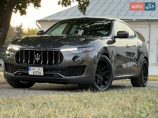 Серый Мазерати Леванте, объемом двигателя 3 л и пробегом 64 тыс. км за 32700 $, фото 1 на Automoto.ua