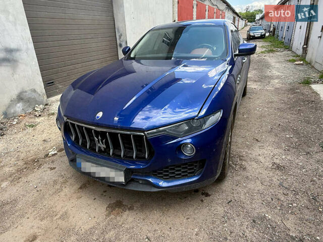 Синій Мазераті Леванте, об'ємом двигуна 2.98 л та пробігом 180 тис. км за 38999 $, фото 1 на Automoto.ua