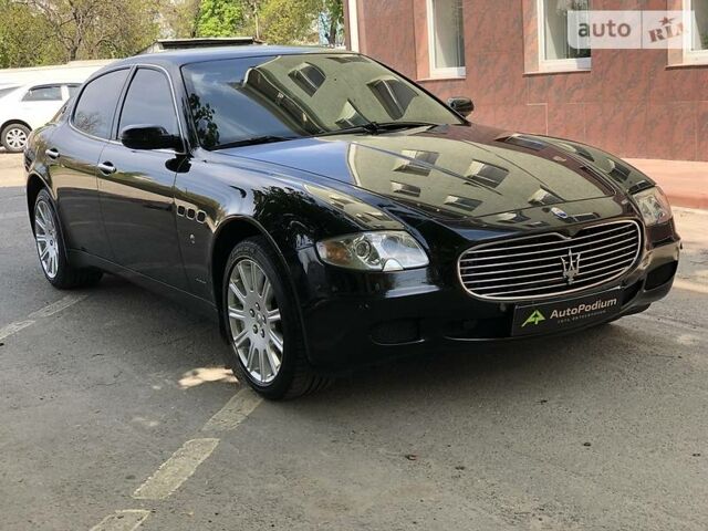 Чорний Мазераті Quattroporte, об'ємом двигуна 4.2 л та пробігом 57 тис. км за 19000 $, фото 1 на Automoto.ua