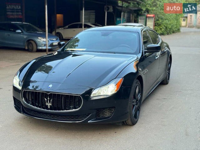 Черный Мазерати Кватропорте, объемом двигателя 2.98 л и пробегом 65 тыс. км за 21999 $, фото 1 на Automoto.ua
