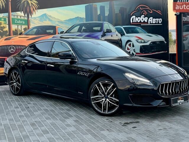 Чорний Мазераті Quattroporte, об'ємом двигуна 2.99 л та пробігом 117 тис. км за 38000 $, фото 1 на Automoto.ua