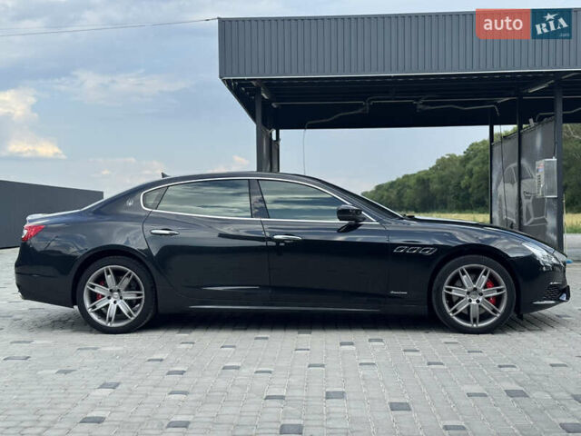 Чорний Мазераті Quattroporte, об'ємом двигуна 2.99 л та пробігом 89 тис. км за 32500 $, фото 1 на Automoto.ua