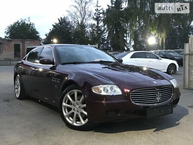 Гранатовий Мазераті Quattroporte, об'ємом двигуна 4.2 л та пробігом 97 тис. км за 21900 $, фото 1 на Automoto.ua