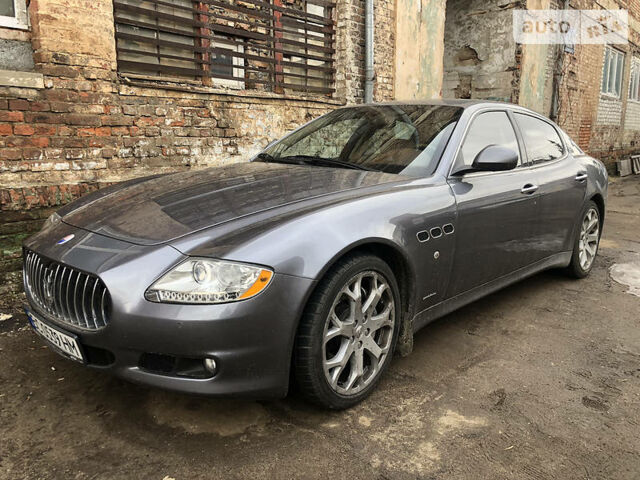 Сірий Мазераті Quattroporte, об'ємом двигуна 4.7 л та пробігом 60 тис. км за 17900 $, фото 1 на Automoto.ua