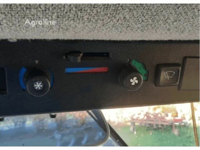 Красный Массей Фергюсон 25, объемом двигателя 0 л и пробегом 10 тыс. км за 20669 $, фото 1 на Automoto.ua