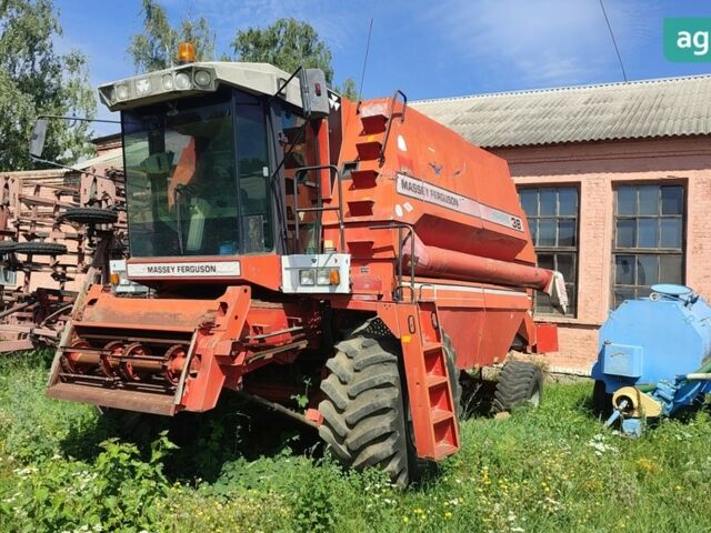 Массей Фергюсон 40 2000 у Умани на Automoto.ua Массей Фергюсон 40, об'ємом двигуна 7.4 л та пробігом 125 тис. км за 15500 $, фото 1 на Automoto.ua