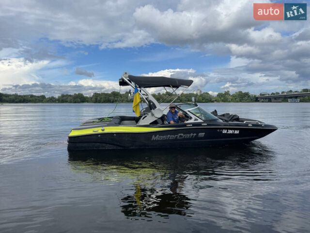 Чорний МастерКрафт XT20, об'ємом двигуна 5 л та пробігом 185 тис. км за 70000 $, фото 1 на Automoto.ua
