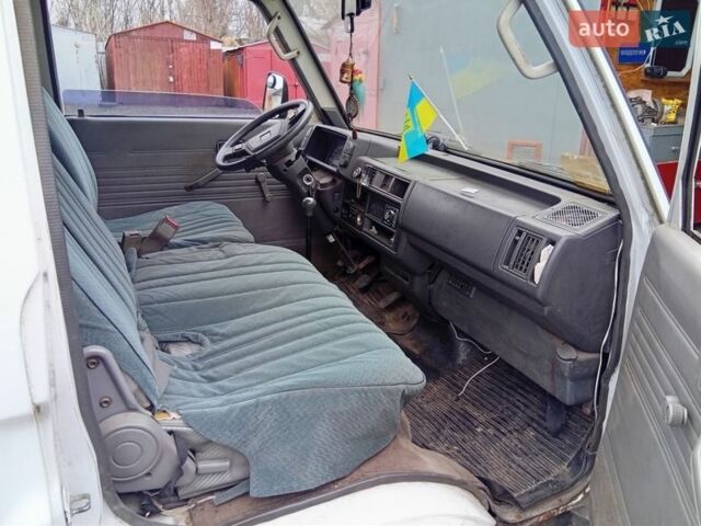 Білий Мазда 1200, об'ємом двигуна 2.17 л та пробігом 238 тис. км за 1650 $, фото 1 на Automoto.ua