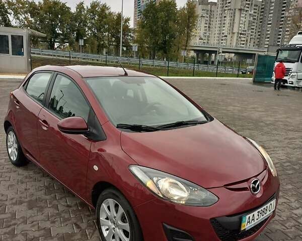 Мазда 2 2014 в Киеве на Automoto.ua Красный Мазда 2, объемом двигателя 1.5 л и пробегом 81 тыс. км за 9000 $, фото 1 на Automoto.ua