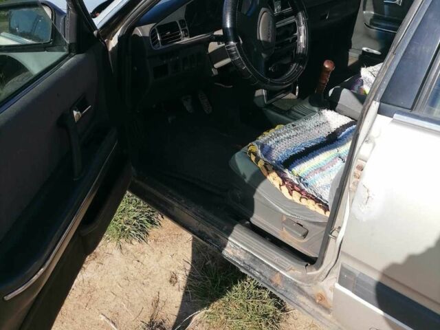 Серый Мазда 2, объемом двигателя 2 л и пробегом 469 тыс. км за 1200 $, фото 1 на Automoto.ua