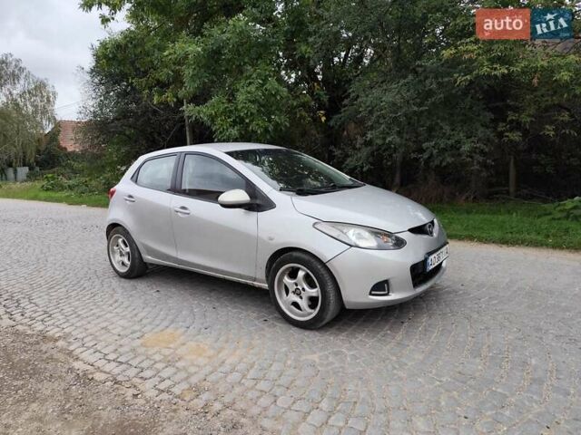 Серый Мазда 2, объемом двигателя 1.6 л и пробегом 267 тыс. км за 3800 $, фото 1 на Automoto.ua