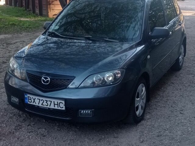 Синий Мазда 2, объемом двигателя 1.4 л и пробегом 197 тыс. км за 4300 $, фото 1 на Automoto.ua