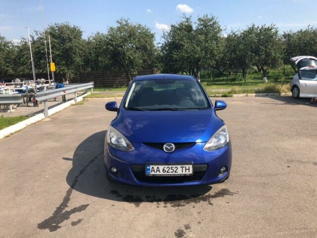 Синий Мазда 2, объемом двигателя 1.5 л и пробегом 101 тыс. км за 5800 $, фото 1 на Automoto.ua
