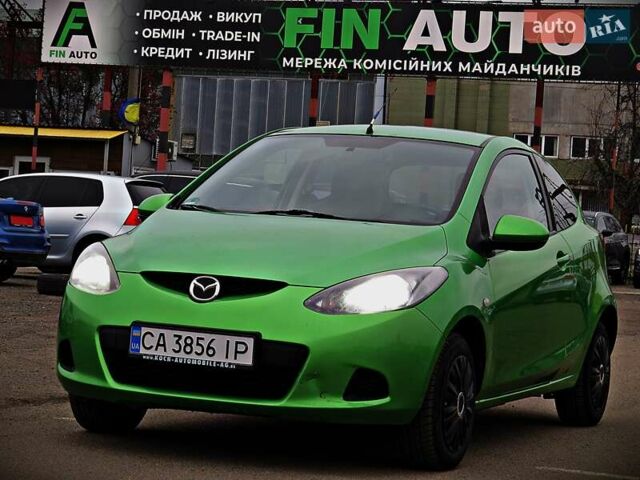 Зелений Мазда 2, об'ємом двигуна 1.4 л та пробігом 169 тис. км за 3700 $, фото 1 на Automoto.ua