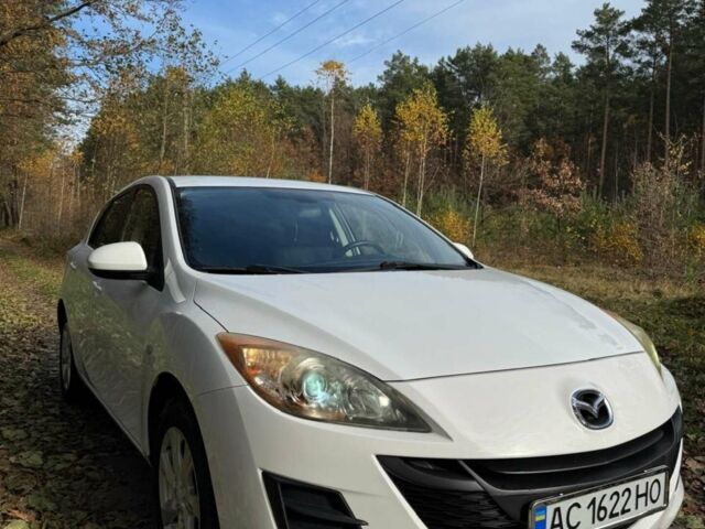 Білий Мазда 3, об'ємом двигуна 1.56 л та пробігом 230 тис. км за 6200 $, фото 1 на Automoto.ua