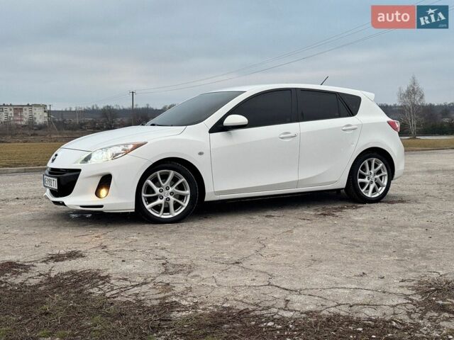 Білий Мазда 3, об'ємом двигуна 1.56 л та пробігом 220 тис. км за 7100 $, фото 1 на Automoto.ua
