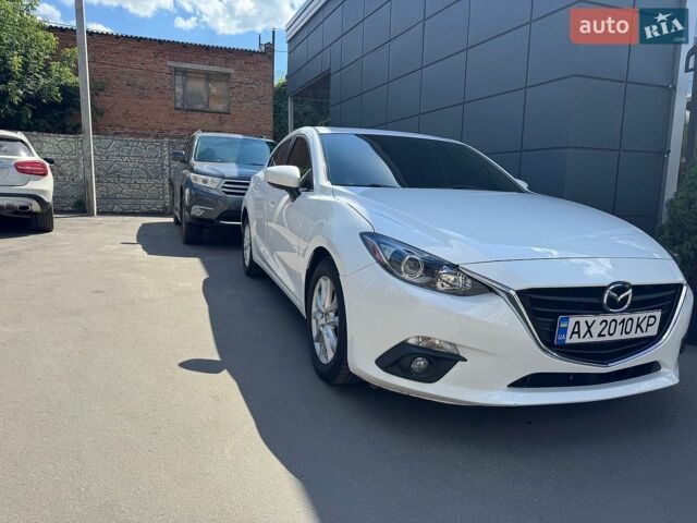 Білий Мазда 3, об'ємом двигуна 2 л та пробігом 150 тис. км за 10900 $, фото 1 на Automoto.ua