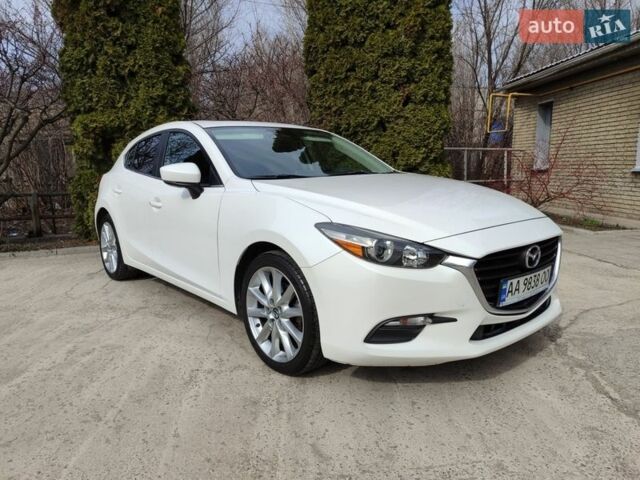 Білий Мазда 3, об'ємом двигуна 2.49 л та пробігом 105 тис. км за 13000 $, фото 1 на Automoto.ua