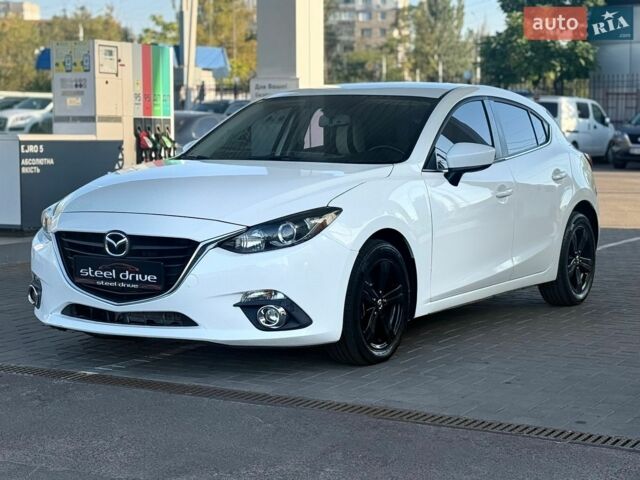 Білий Мазда 3, об'ємом двигуна 2 л та пробігом 201 тис. км за 9799 $, фото 1 на Automoto.ua