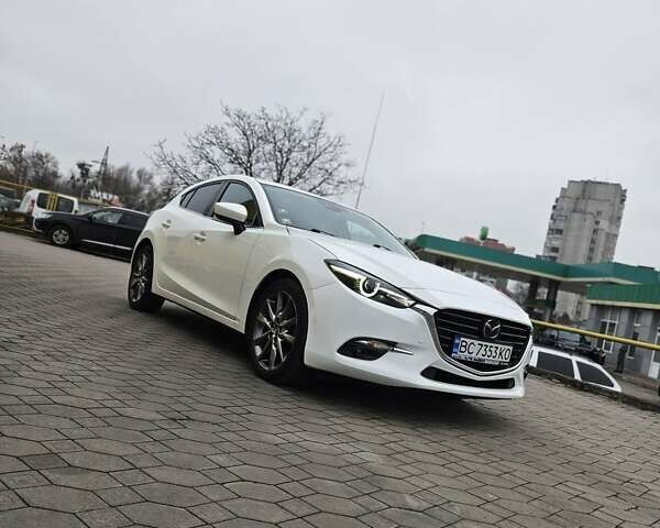 Белый Мазда 3, объемом двигателя 2.5 л и пробегом 84 тыс. км за 13500 $, фото 1 на Automoto.ua