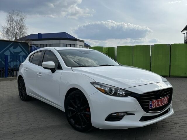 Белый Мазда 3, объемом двигателя 2.5 л и пробегом 92 тыс. км за 13999 $, фото 1 на Automoto.ua