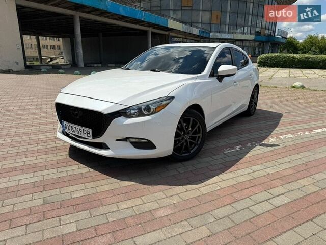 Білий Мазда 3, об'ємом двигуна 2.5 л та пробігом 102 тис. км за 13900 $, фото 1 на Automoto.ua