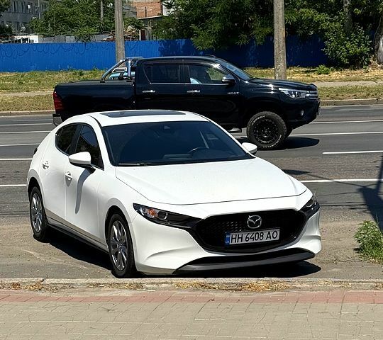 Белый Мазда 3, объемом двигателя 2.5 л и пробегом 89 тыс. км за 14800 $, фото 1 на Automoto.ua