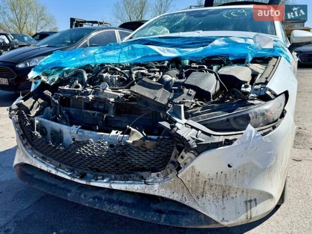 Білий Мазда 3, об'ємом двигуна 2.5 л та пробігом 82 тис. км за 13300 $, фото 1 на Automoto.ua