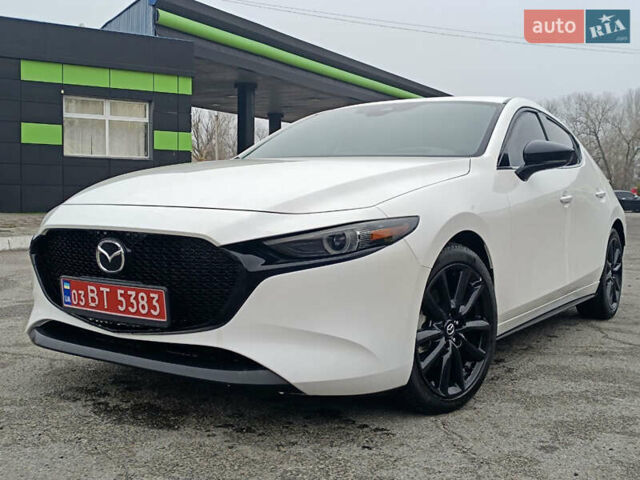 Белый Мазда 3, объемом двигателя 2.5 л и пробегом 80 тыс. км за 17999 $, фото 1 на Automoto.ua