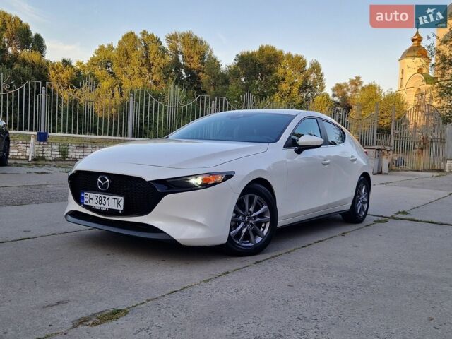 Белый Мазда 3, объемом двигателя 2.5 л и пробегом 40 тыс. км за 14700 $, фото 1 на Automoto.ua