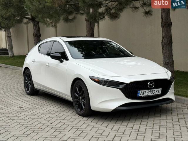 Білий Мазда 3, об'ємом двигуна 2.49 л та пробігом 42 тис. км за 21500 $, фото 1 на Automoto.ua