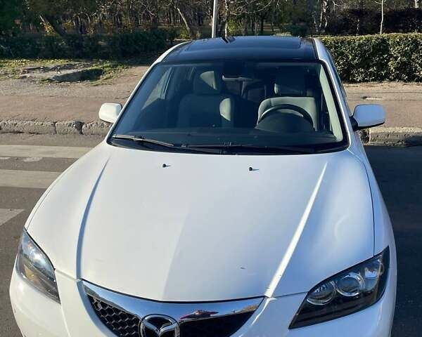 Білий Мазда 3, об'ємом двигуна 1.6 л та пробігом 190 тис. км за 6100 $, фото 1 на Automoto.ua