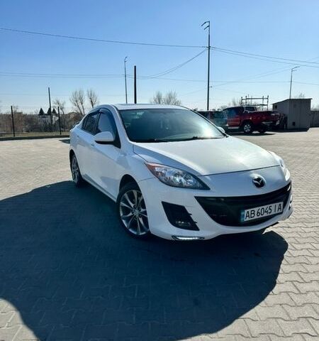 Белый Мазда 3, объемом двигателя 2.5 л и пробегом 244 тыс. км за 8700 $, фото 1 на Automoto.ua