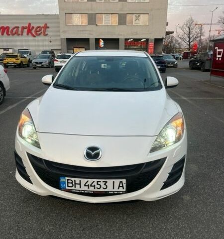 Белый Мазда 3, объемом двигателя 1.6 л и пробегом 40 тыс. км за 9100 $, фото 1 на Automoto.ua