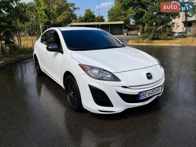 Білий Мазда 3, об'ємом двигуна 2 л та пробігом 244 тис. км за 6700 $, фото 1 на Automoto.ua