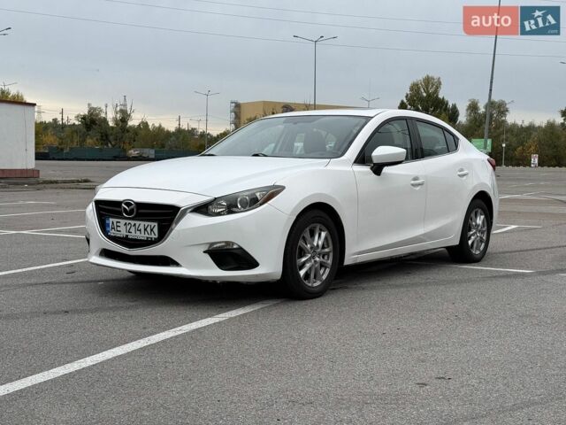 Белый Мазда 3, объемом двигателя 2 л и пробегом 312 тыс. км за 7800 $, фото 1 на Automoto.ua