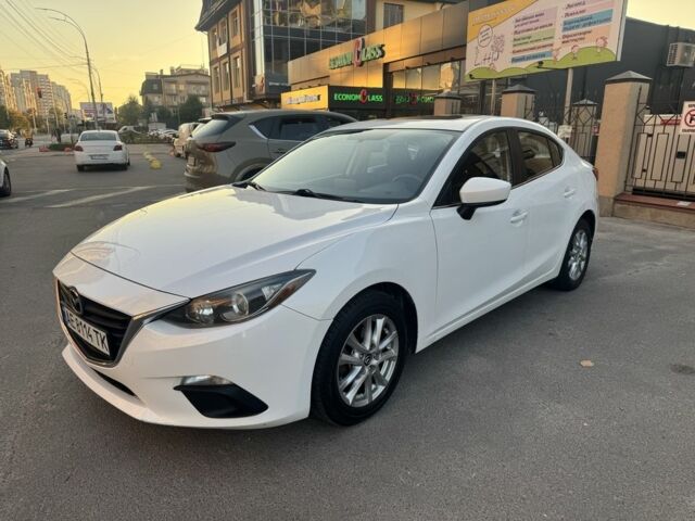 Белый Мазда 3, объемом двигателя 2 л и пробегом 183 тыс. км за 7532 $, фото 1 на Automoto.ua