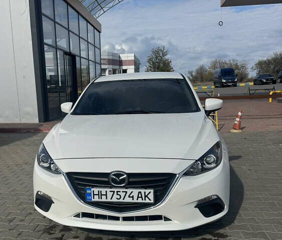 Білий Мазда 3, об'ємом двигуна 2 л та пробігом 185 тис. км за 9500 $, фото 1 на Automoto.ua