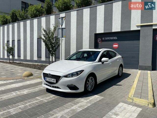 Білий Мазда 3, об'ємом двигуна 2 л та пробігом 148 тис. км за 10000 $, фото 1 на Automoto.ua