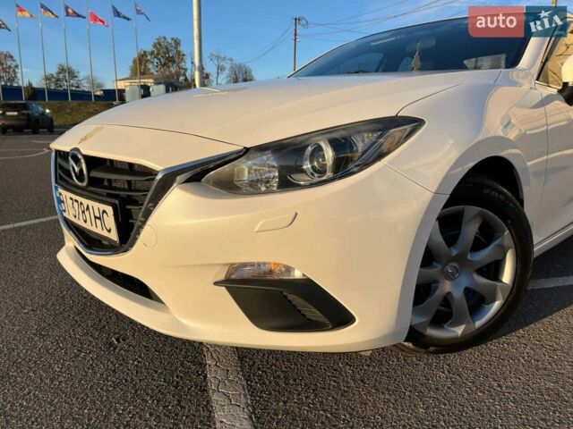 Білий Мазда 3, об'ємом двигуна 1.6 л та пробігом 131 тис. км за 11200 $, фото 1 на Automoto.ua