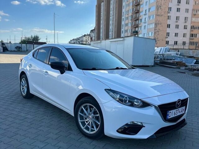 Белый Мазда 3, объемом двигателя 2 л и пробегом 72 тыс. км за 9100 $, фото 1 на Automoto.ua