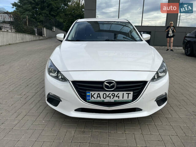 Білий Мазда 3, об'ємом двигуна 2 л та пробігом 175 тис. км за 10700 $, фото 1 на Automoto.ua