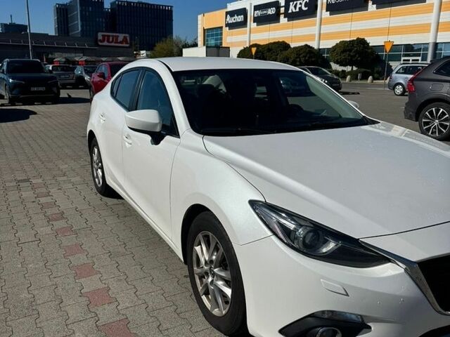 Белый Мазда 3, объемом двигателя 1.5 л и пробегом 168 тыс. км за 8700 $, фото 1 на Automoto.ua